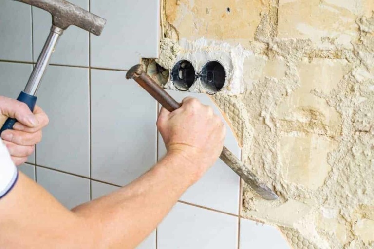 remove kitchen wall tiles
